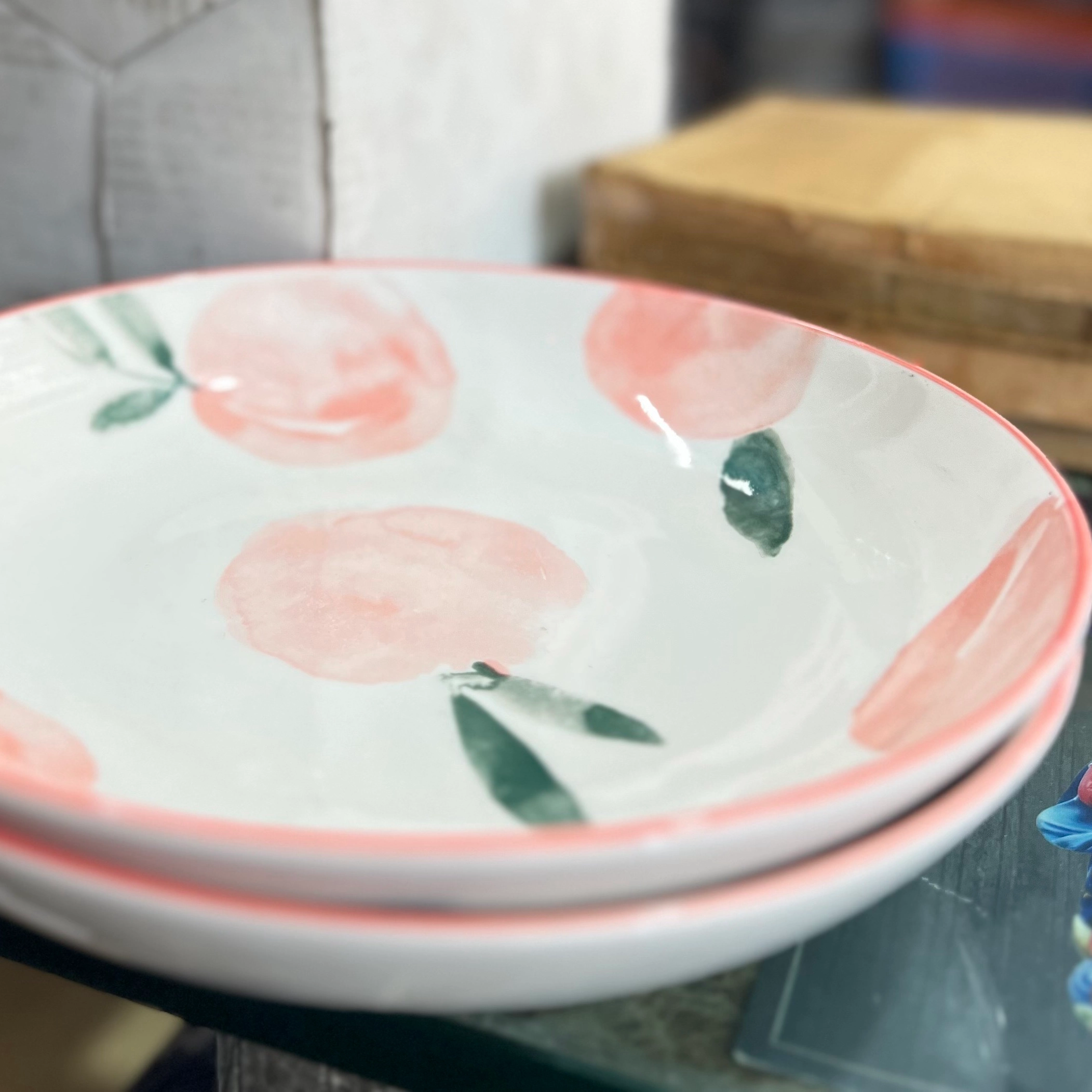 Ceramic serving curry bowl